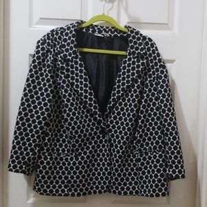 Black and white fitted plus size jacket